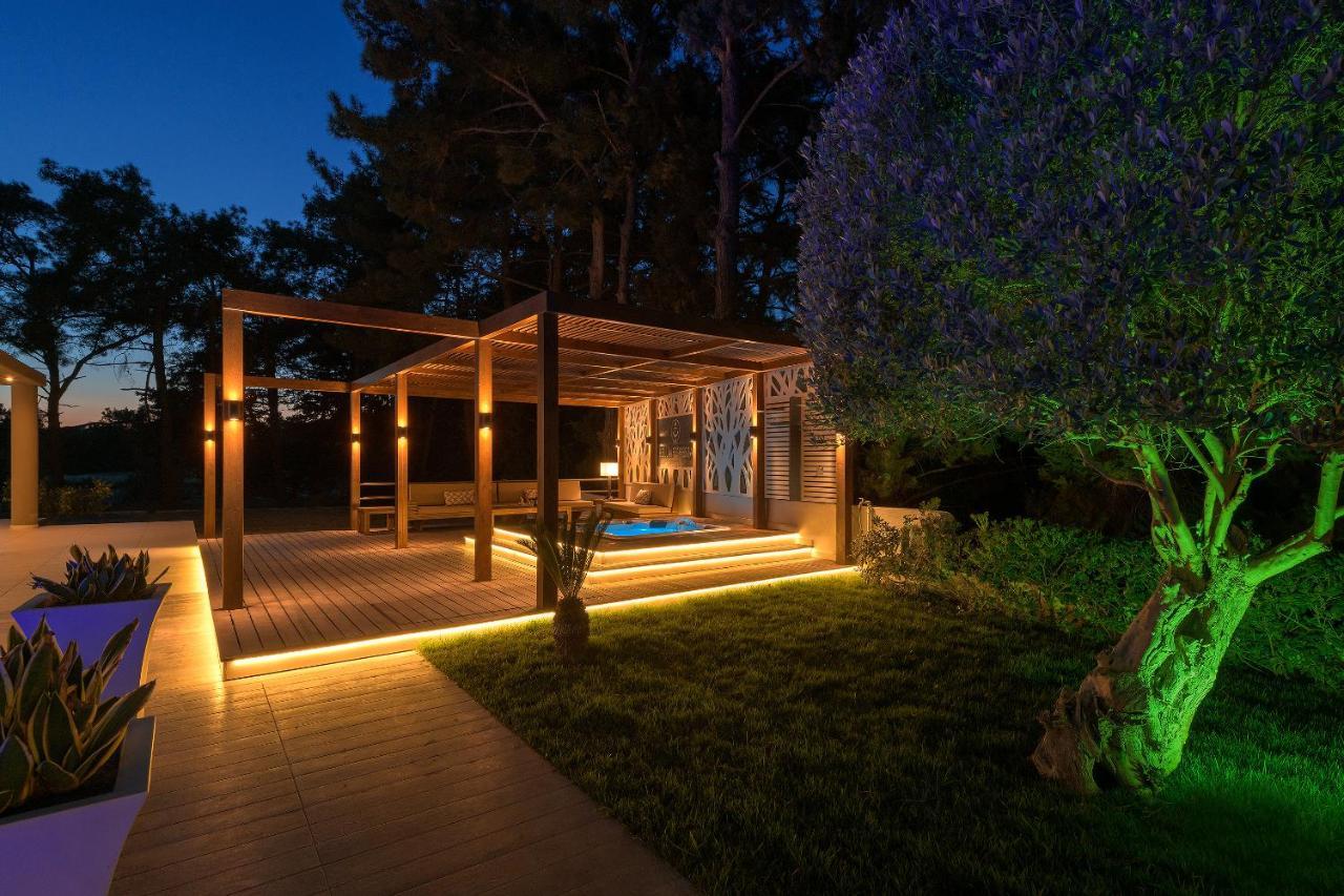 Bella Foresta Villa 伊利索斯 外观 照片